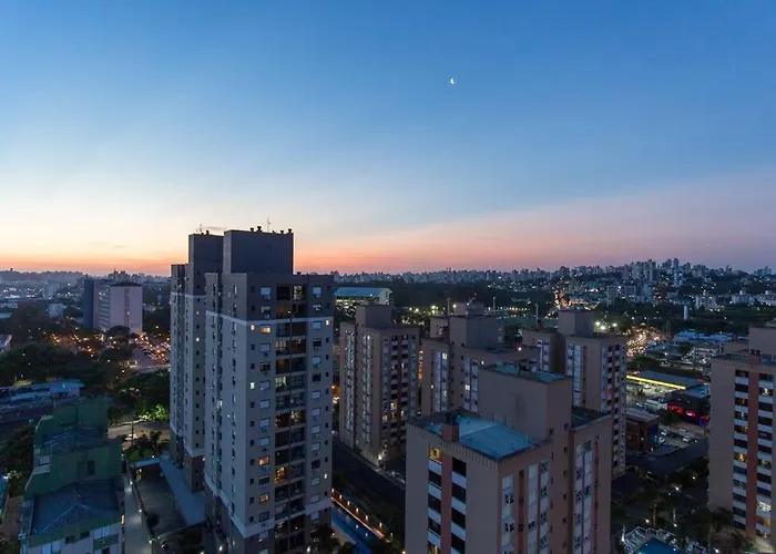 Alexa, Piscina, Aconchegante, Netflix, Gym, Vagas Apartamento Porto Alegre